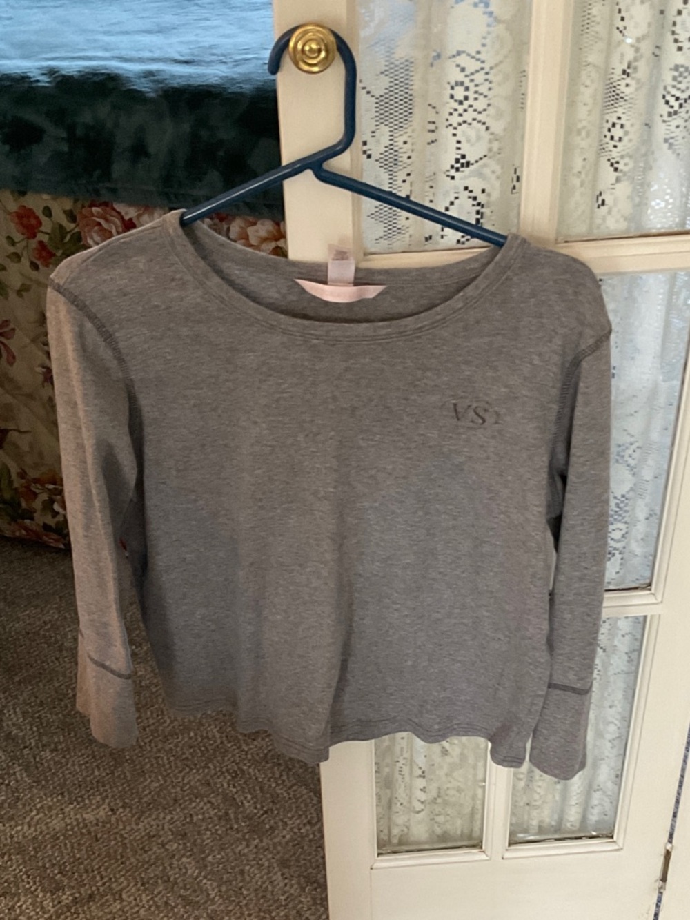 Vintage Victoria's Secret Gray Cropped Sleep Top, Subtle VS Logo Size- L